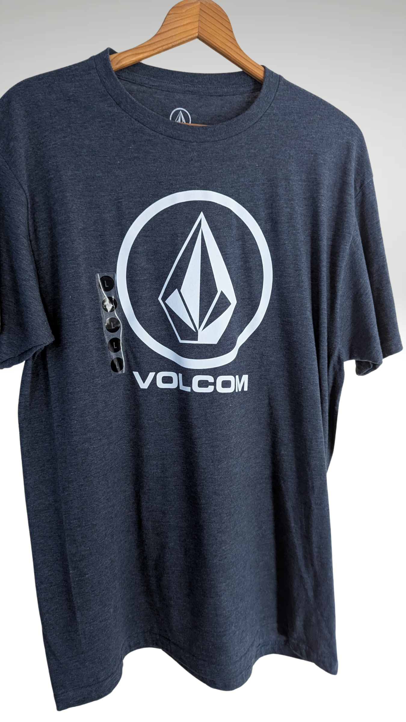 Playera Volcom color negro Talla S